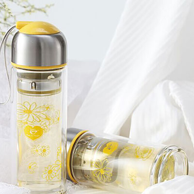 <b>水晶樱花花茶杯</b>