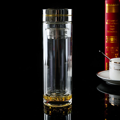 深雕老鹰底座玻璃杯