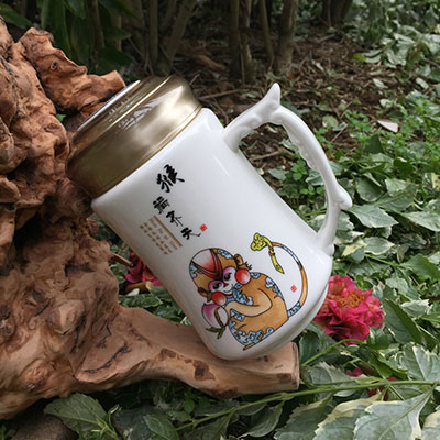 <b>陶瓷养生杯</b>