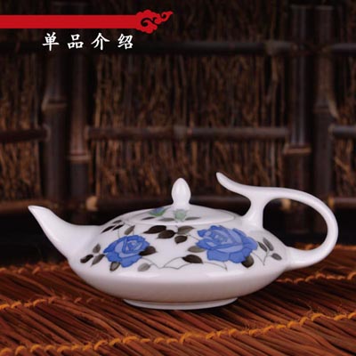 郁馥名瓷套壶