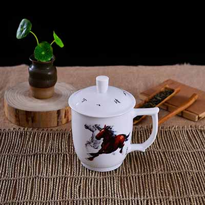 <b>马到成功骨瓷茶杯</b>