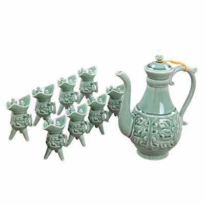 <b>仿古陶瓷浮雕酒具套件</b>