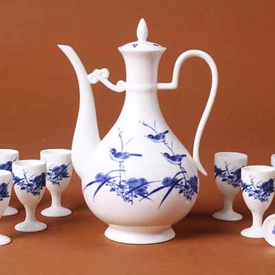 <b>高档陶瓷酒具套装</b>