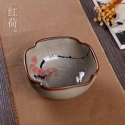 <b>陶瓷花边手绘艺术餐具</b>