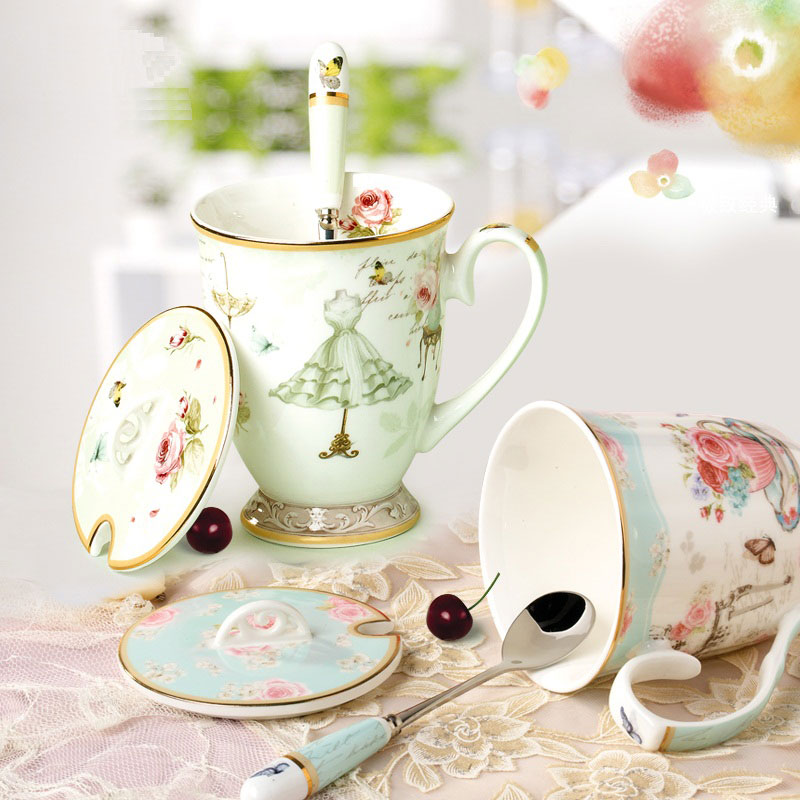 复古带勺咖啡杯