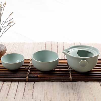<b>汝窑陶瓷盖碗茶壶茶杯子</b>
