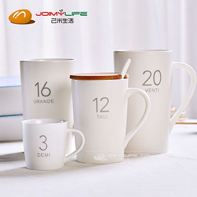 2019年8月  白色创意陶瓷杯定制