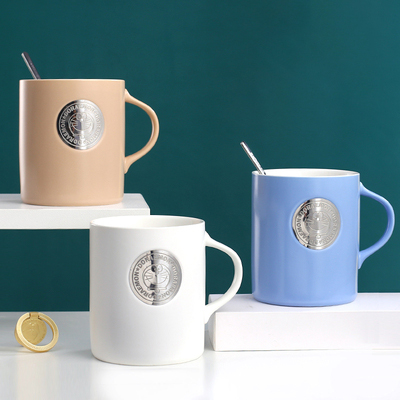 哆啦a梦马克杯 可爱叮当机器猫蓝胖子水杯 陶瓷带盖勺咖啡杯