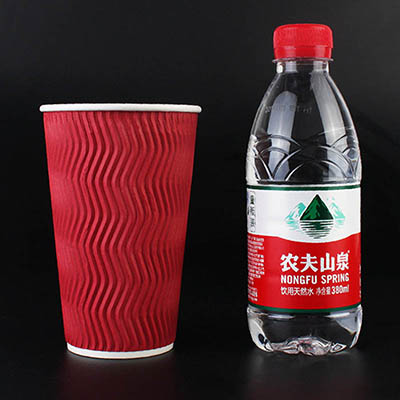 <b>一次性加厚隔热纸杯  瓦楞纸杯</b>